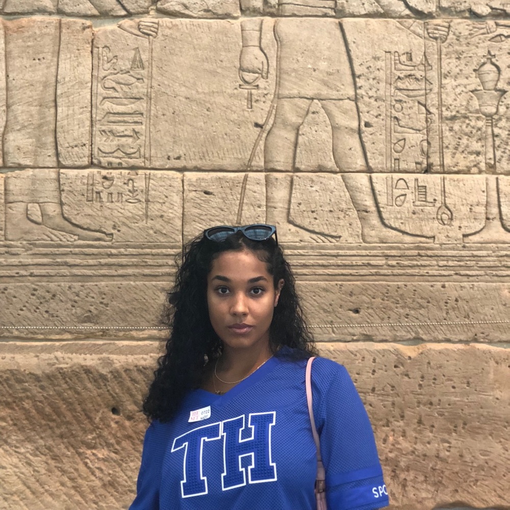 Meet your Posher, Clarissa